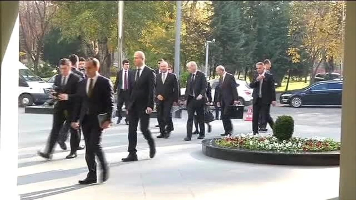 Dışişleri Bakanı Çavuşoğlu Finlandiyalı Mevkidaşı ile Görüştü