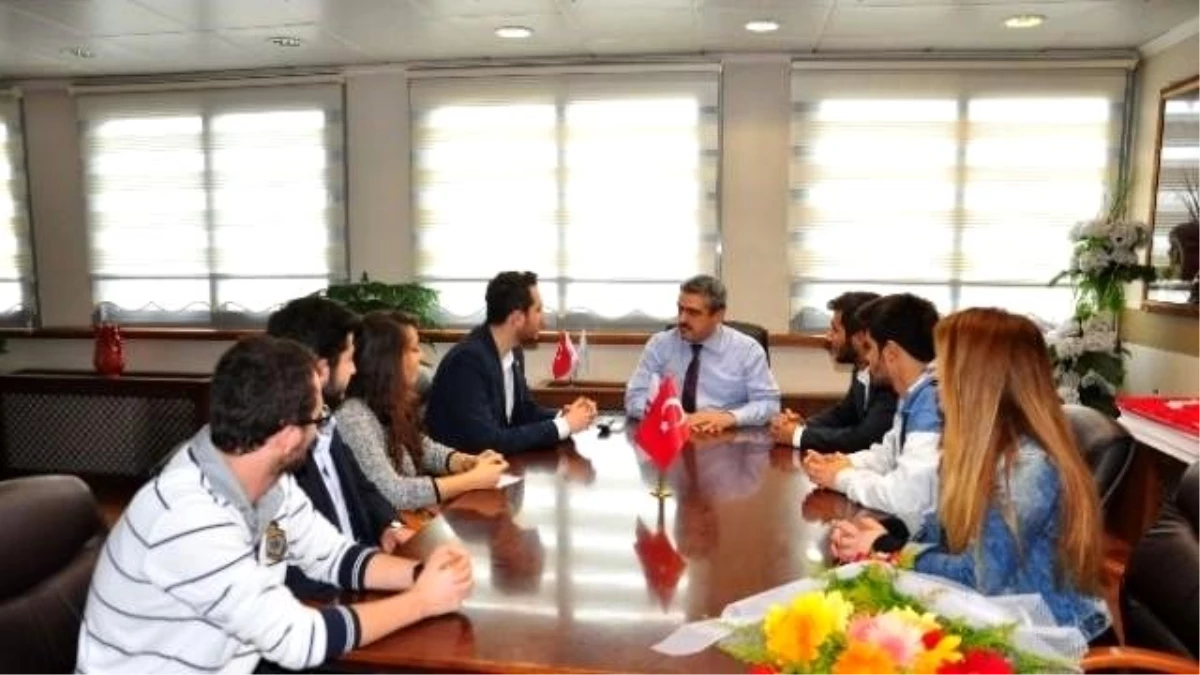 CHP Nazilli Gençlik Kolları, Başkan Alıcık\'ı Ziyaret Etti