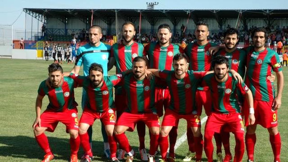 DB Belediyespor Üzmeye Devam Ediyor
