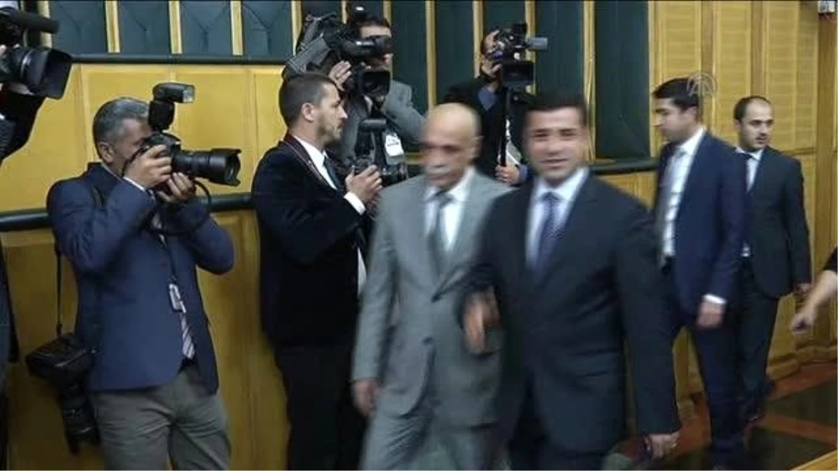 Demirtaş: "Gensoruları Geri Çekmedik"