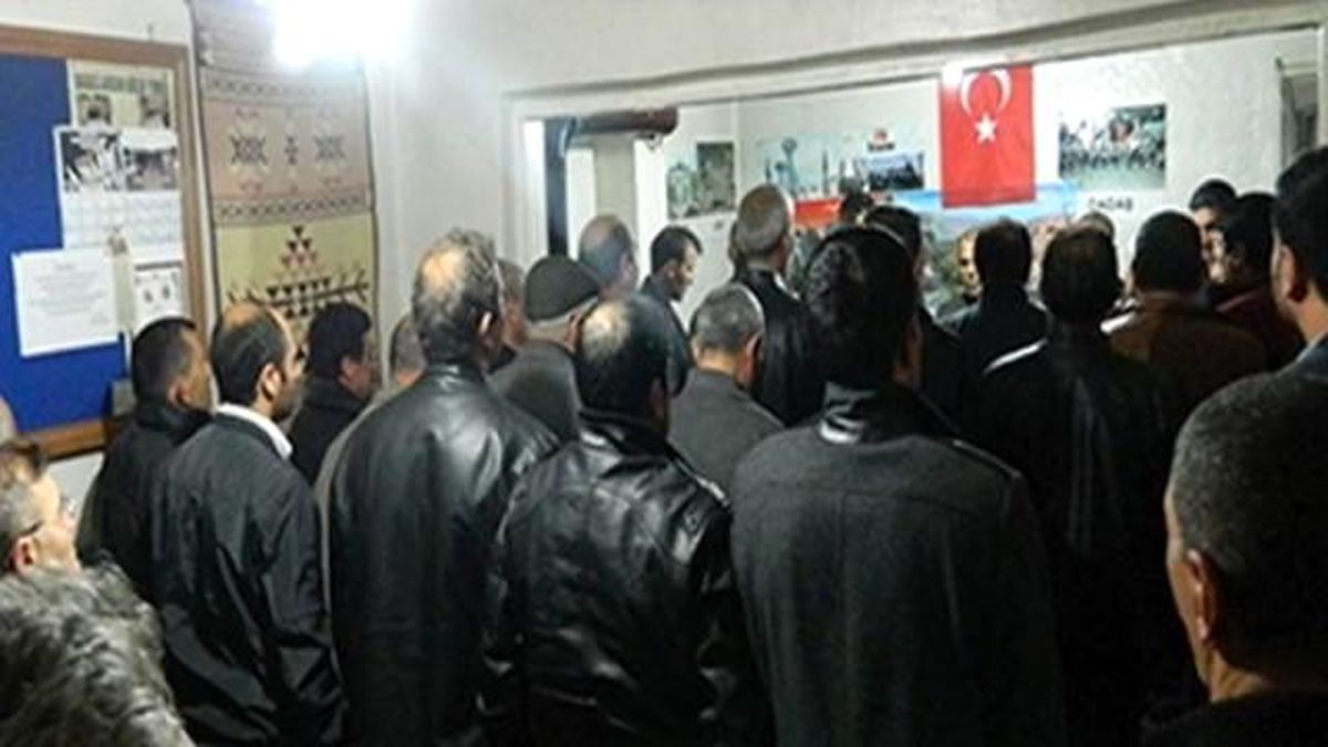Erzurumlular Derneği\'nde Başkan Akyüz Güven Tazeledi
