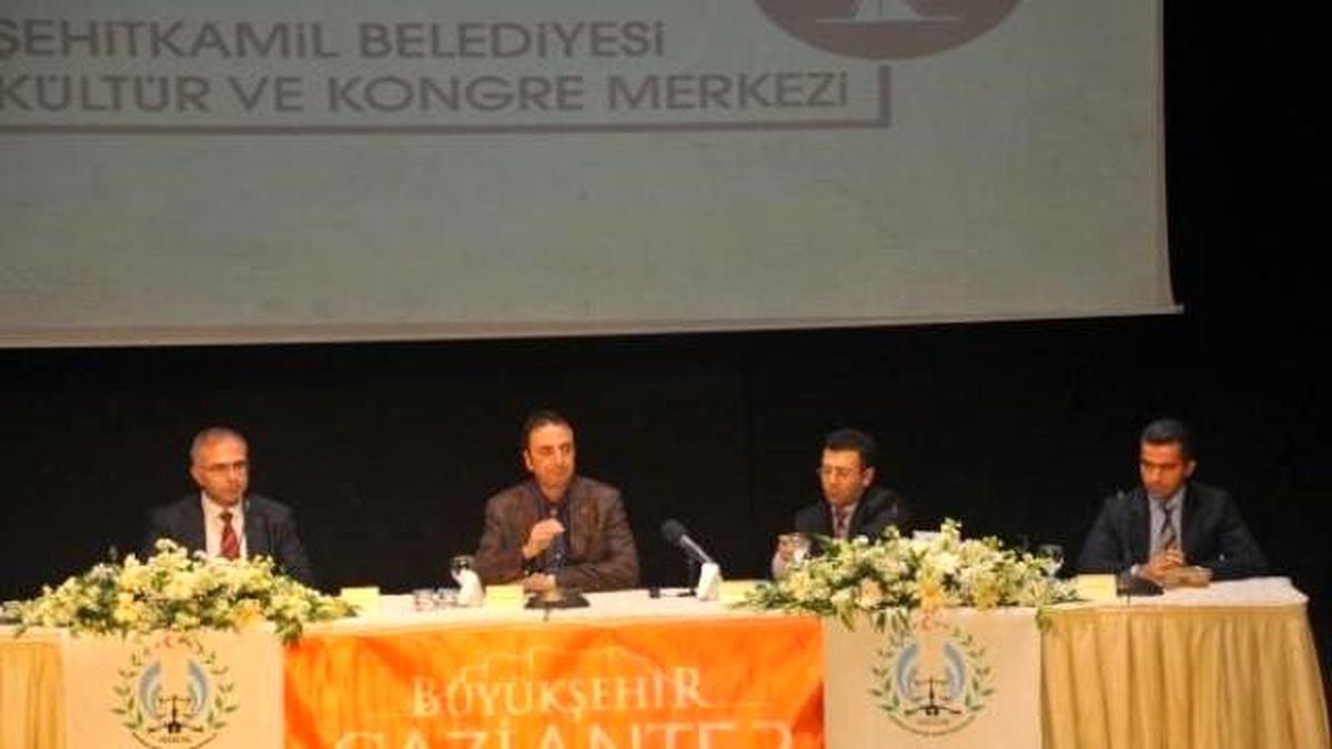 Gaziantep\'te \'Mağdurlar İçin Adalet\' Paneli