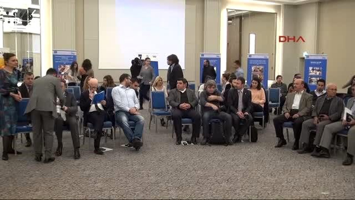 Kayseri Ab?nin ??kimliğim ve Haklarım??gençlik Formu Kayseri?de Yapıldı