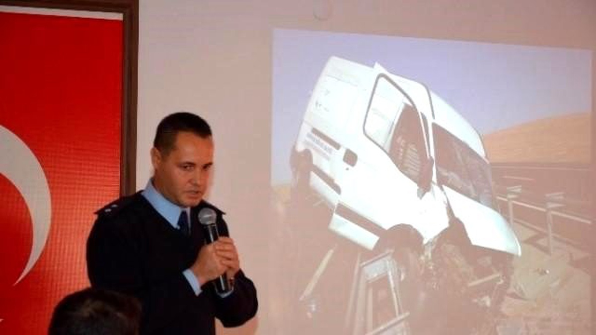 Kazaların Sebebi Hız ve Emniyet Kemeri Kullanmama