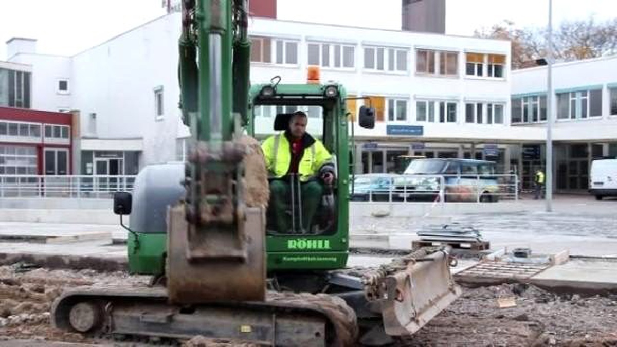 Köln\'de Okul Yakınında Bulunan Bomba Polisi Alarma Geçirdi