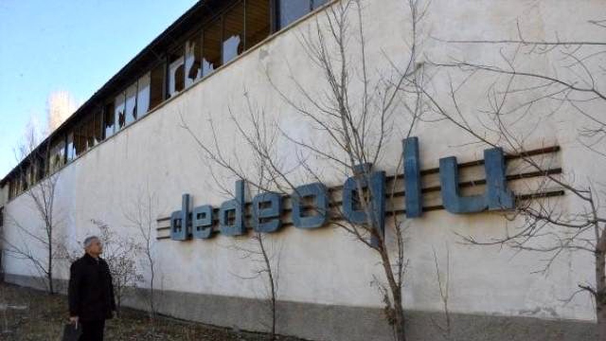 Örnek Gösterilen Fabrika, Çürümeye Terk Edildi