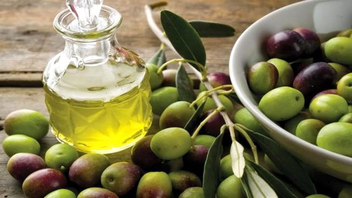 Kara Elmasın Dalından Sofraya Meşakkatli Yolculuğu
