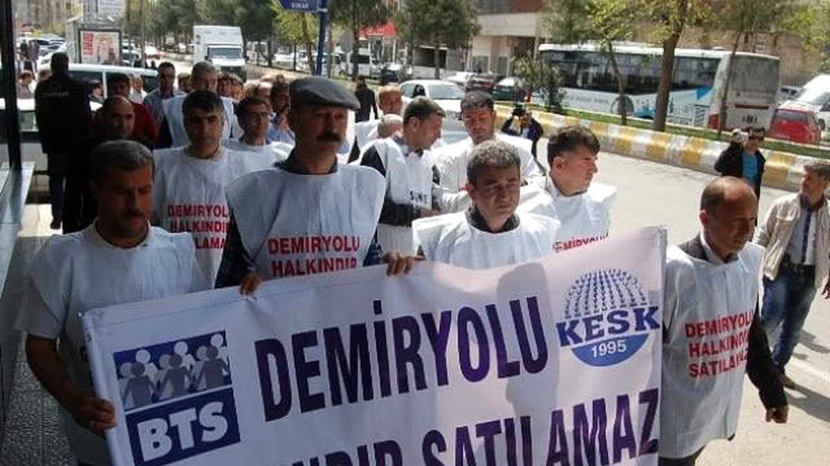 Özelleştirmeye Karşı Yürüyecekler