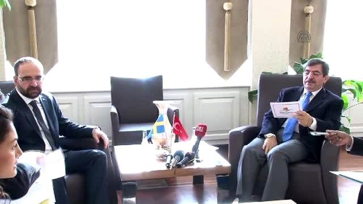 Türk Asıllı İsveçli Bakan Kaplan, Bakan Güllüce\'yi Ziyaret Etti