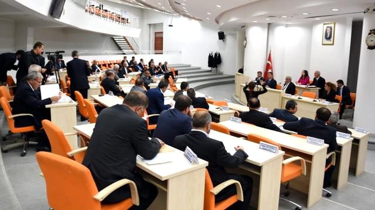 2015 Yılı Bütçesi 525 Milyon Lira