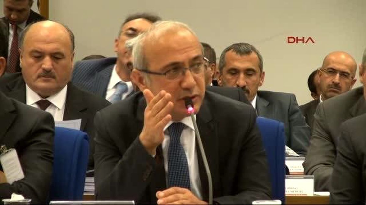Bakan Elvan: 3. Havalimanının Yeri Değişmeyecek