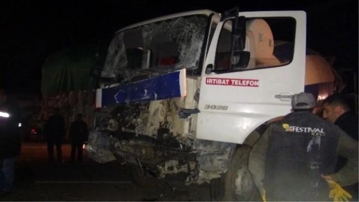 Bingöl\'de Trafik Kazası: 1 Ölü, 3 Yaralı