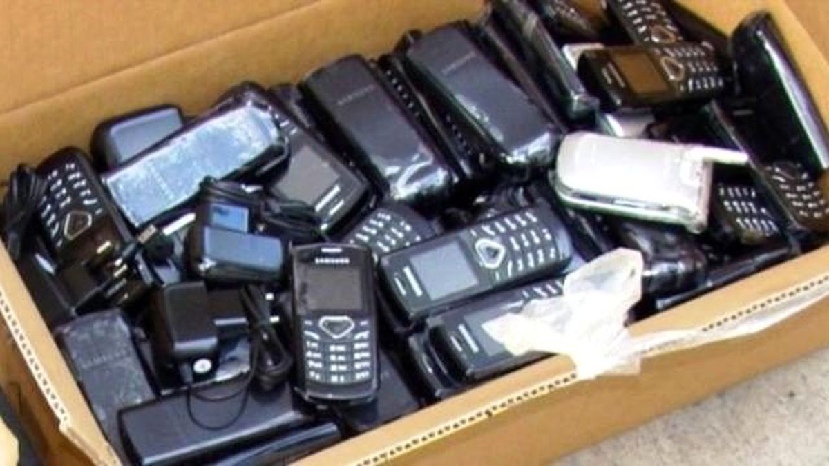 Kapıkule\'de Kaçak Telefon Ele Geçirildi