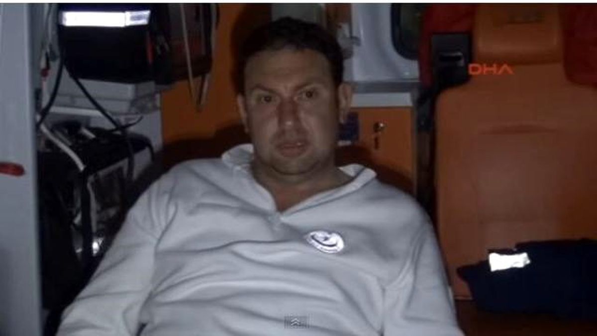 Ambulans Şöförünü \'Yol Vermediler\' Diye Dövdüler (2)
