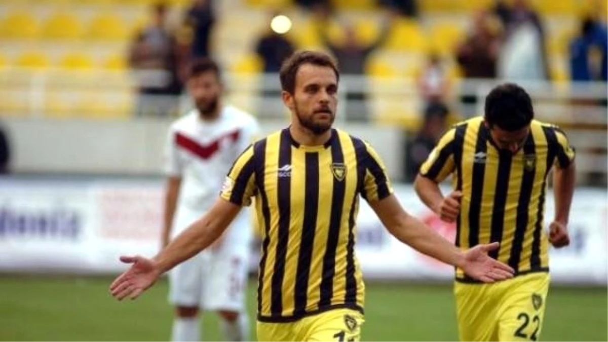 Bucaspor\'da İskender Şoku