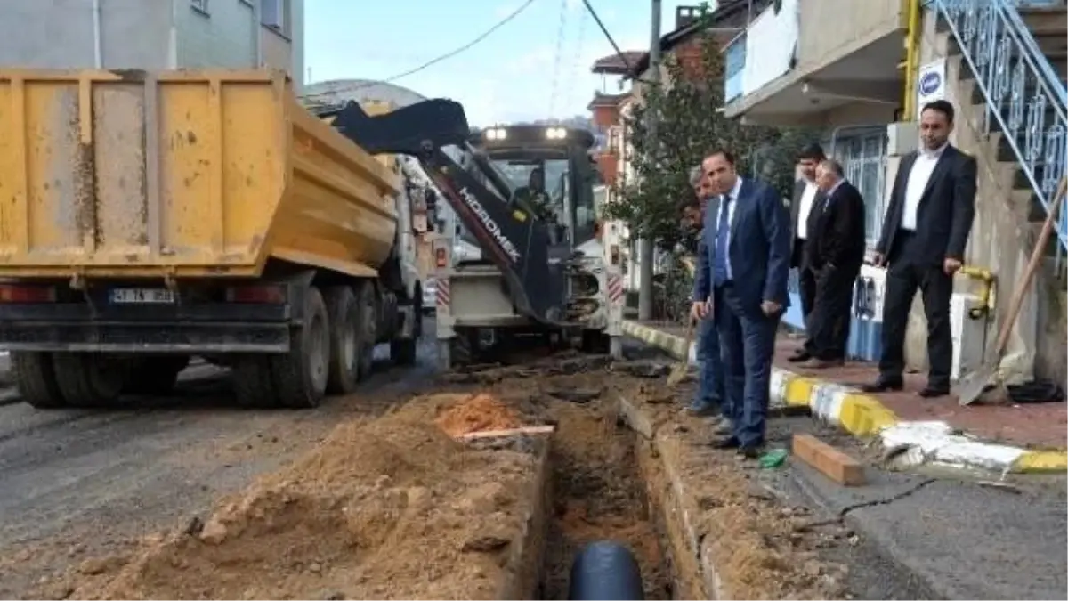 Cumhuriyet Mahallesi Yağmur Suyu Hattı Tamamlanıyor