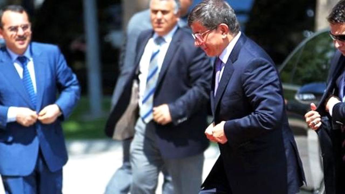 Davutoğlu Ekonomiyi Ona Danışacak
