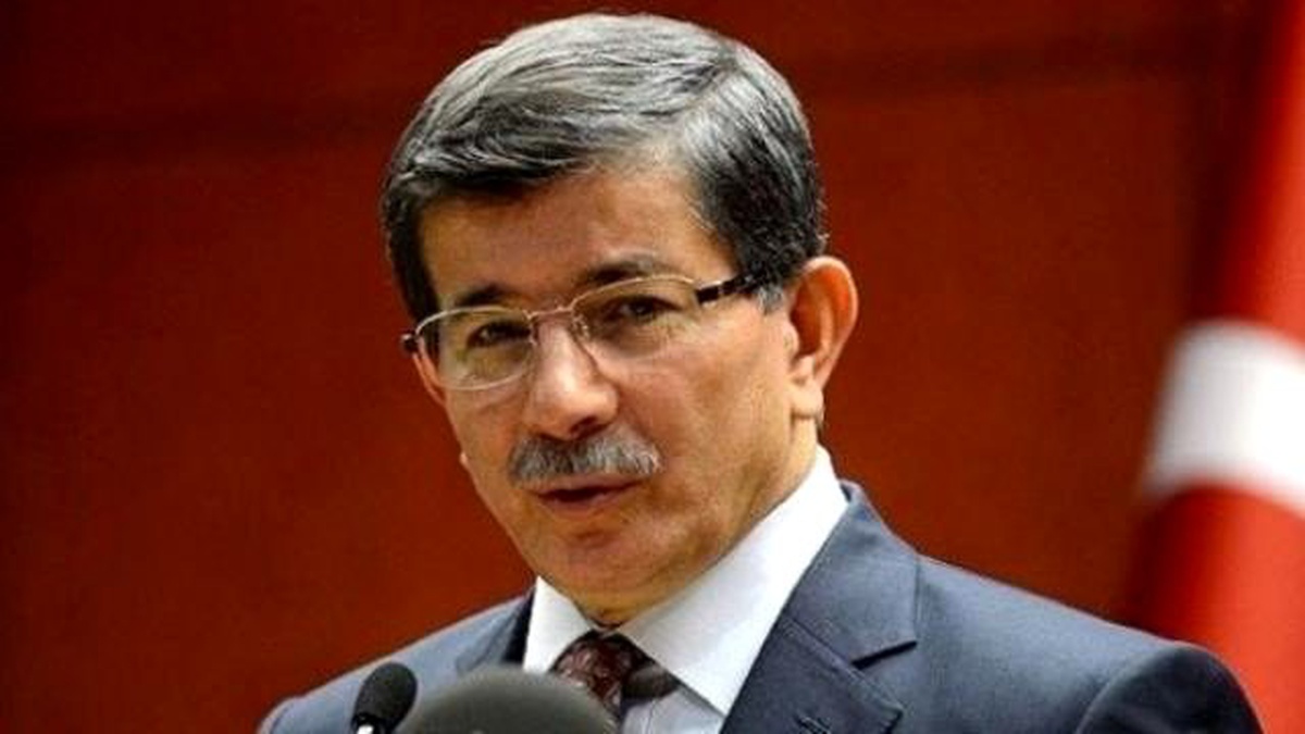 Davutoğlu: " Irak\'ta Güvenlik Konusunda Atılacak Adımlarla, Suriye\'de Atılacak Adımlar Arasında Bir...