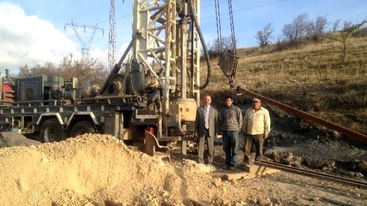 Demirci\'de Sondaj Çalışmalarına Başlandı