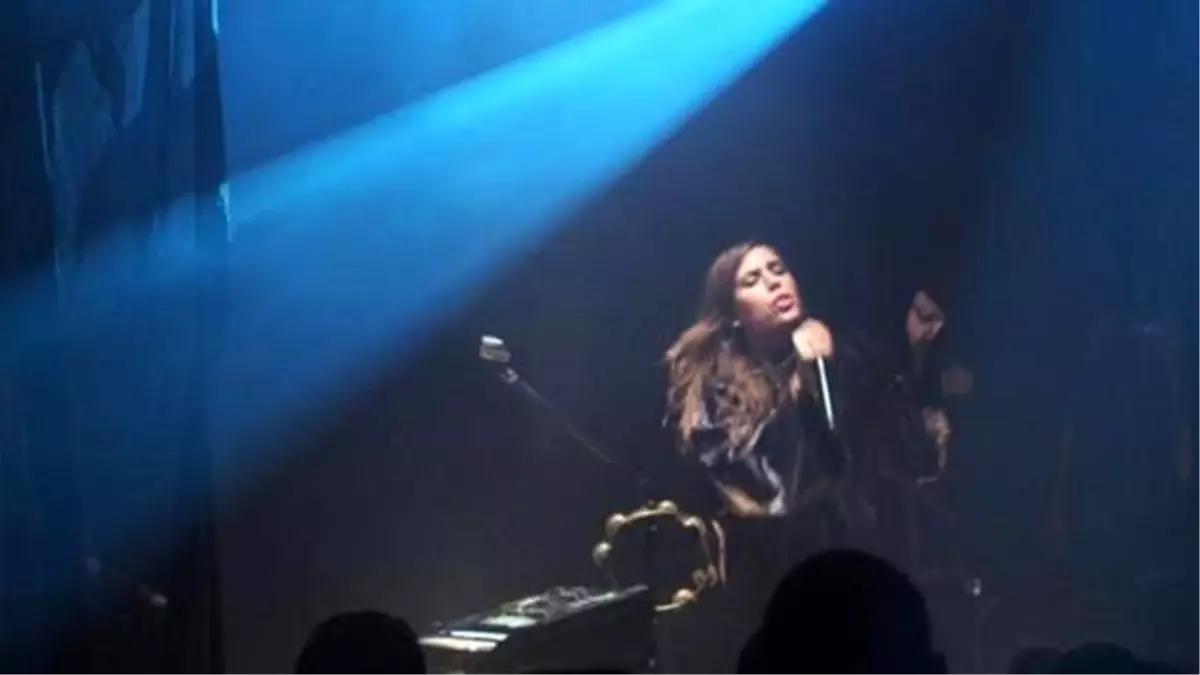 İskandinav Müziğinin Sevilen Sesi Lykke Li Babylon\'da Esti