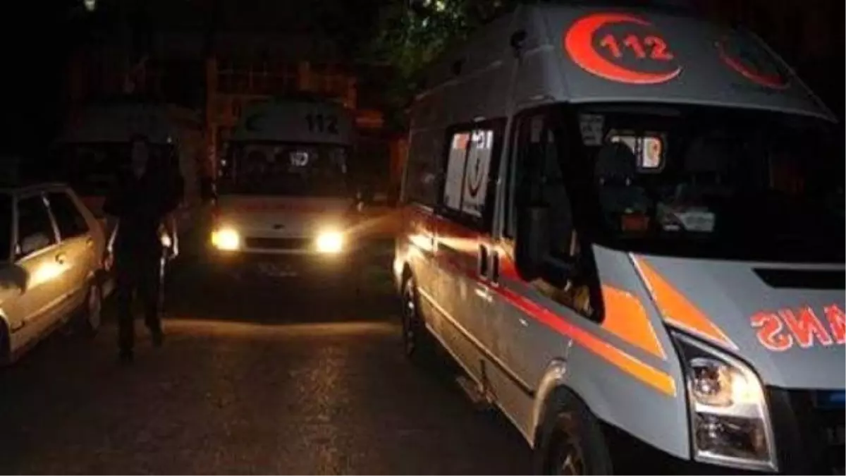 Kahramanmaraş'ta İki Otomobil Çarpıştı: 4 Yaralı