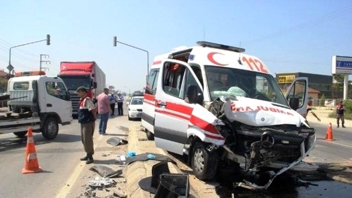 Sakarya\'da Ambulanslar İki Yılda 35 Kazaya Karıştı