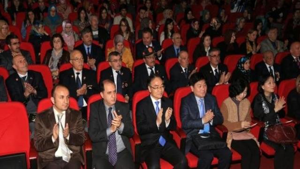 Vali Çomaktekin, Kore Kültür Günleri Etkinliğine Katıldı