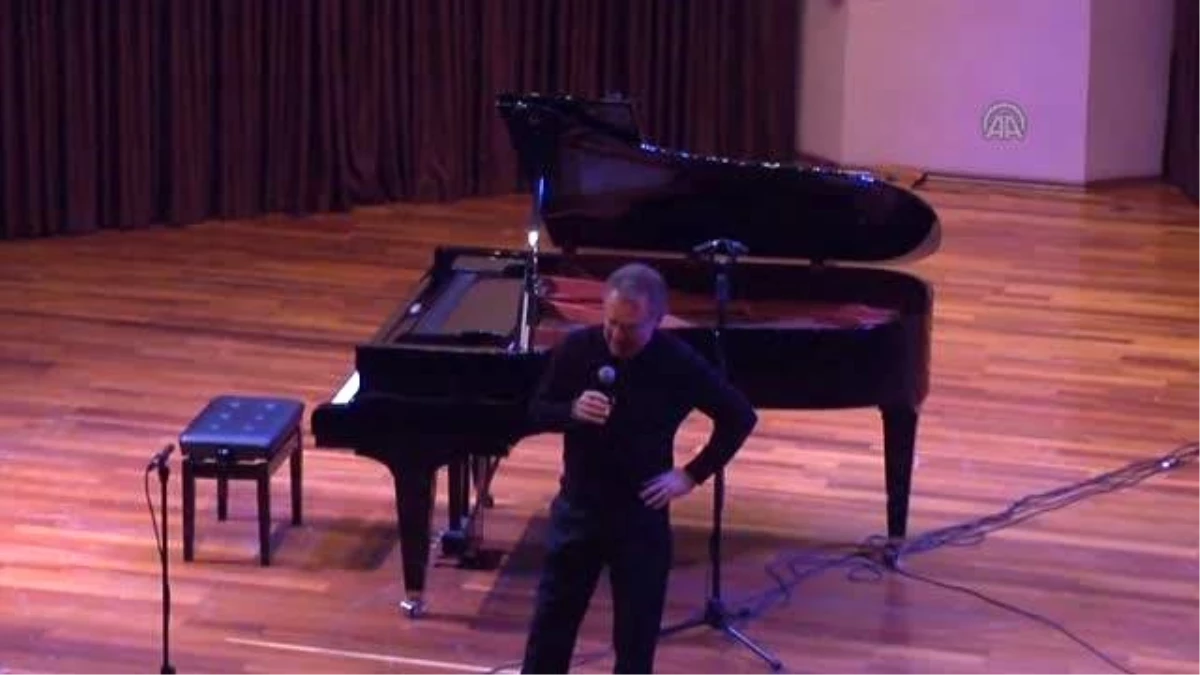Piyanist Hüseyin Sermet, Antalya\'da Konser Verdi