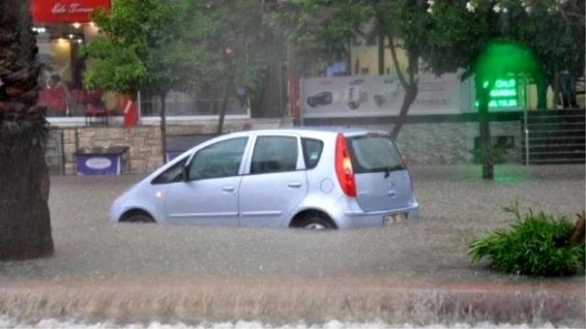 Adana\'da Yağmur Etkili Oldu