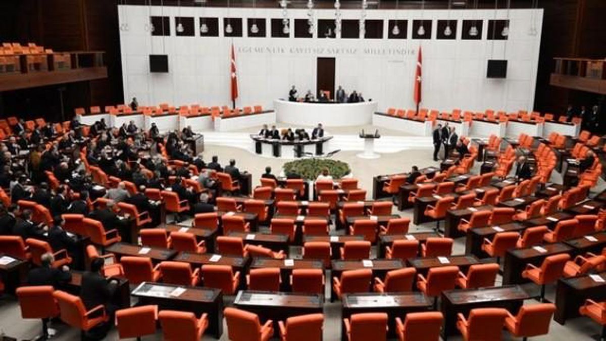 Meclis\'ten Ermenekli Madencilerin Ailelerine Yardım Kampanyası