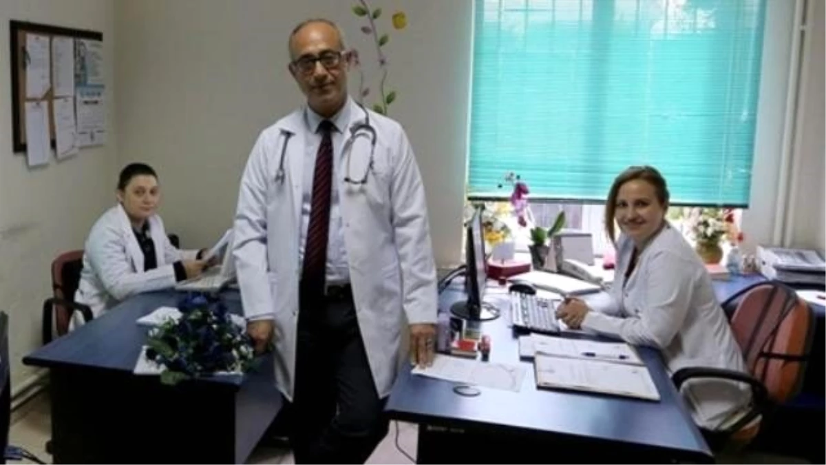 Kornea Nakliyle Işığa Kavuşan Doktor Hastalara Şifa Oluyor