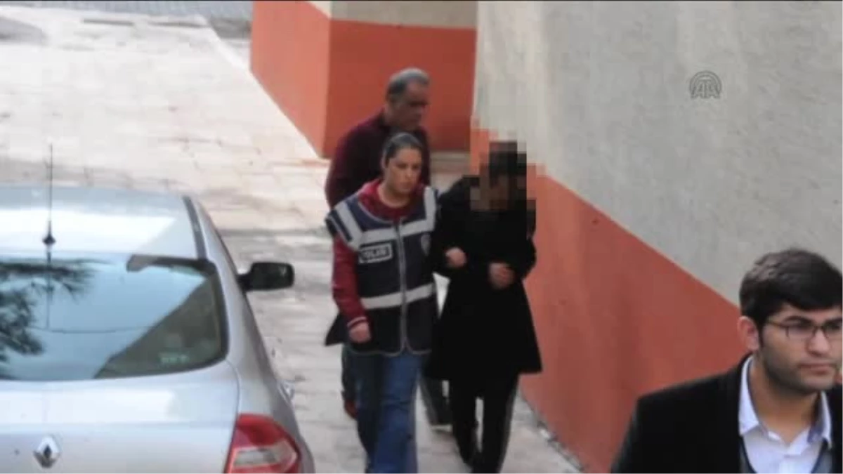 Kız Öğrencilere Fuhuş Yaptıran Kadın Tutuklandı