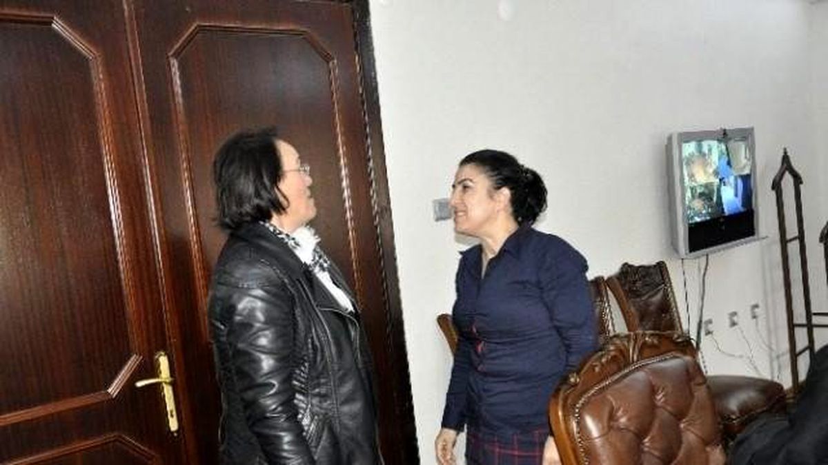 Yılmaz Güney\'in Kız Kardeşinden Baba Memleketine Ziyaret