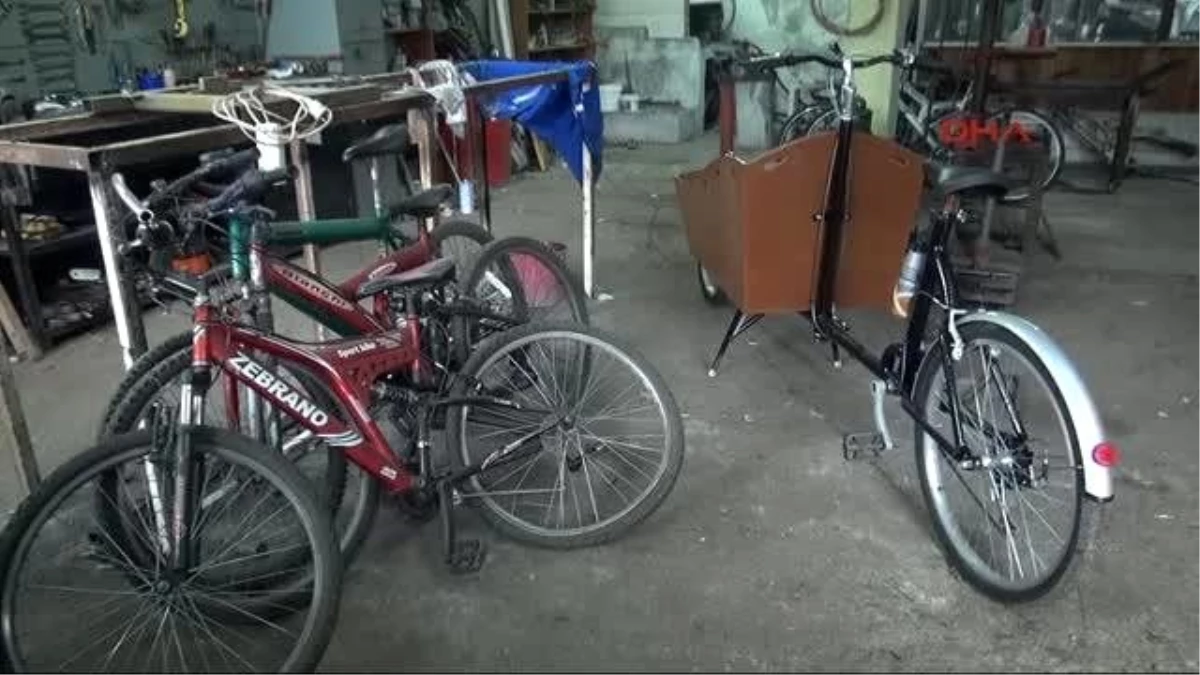 Zonguldak\'ta Bisiklet Tamircisinin Sepetli Bisikleti İlgi Gördü