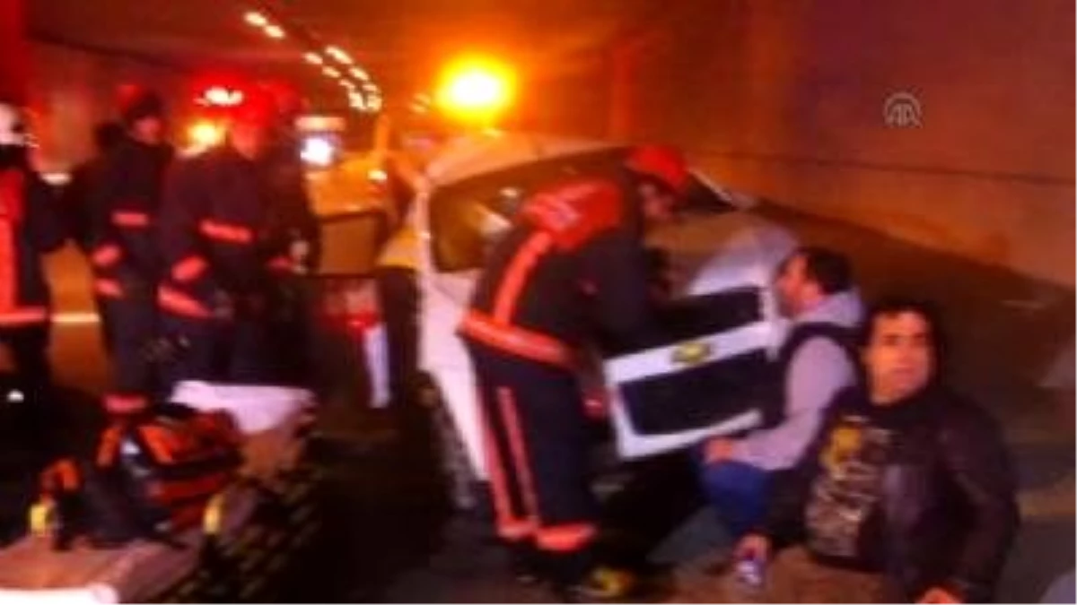Beykoz\'da Trafik Kazası: 1 Ölü, 3 Yaralı