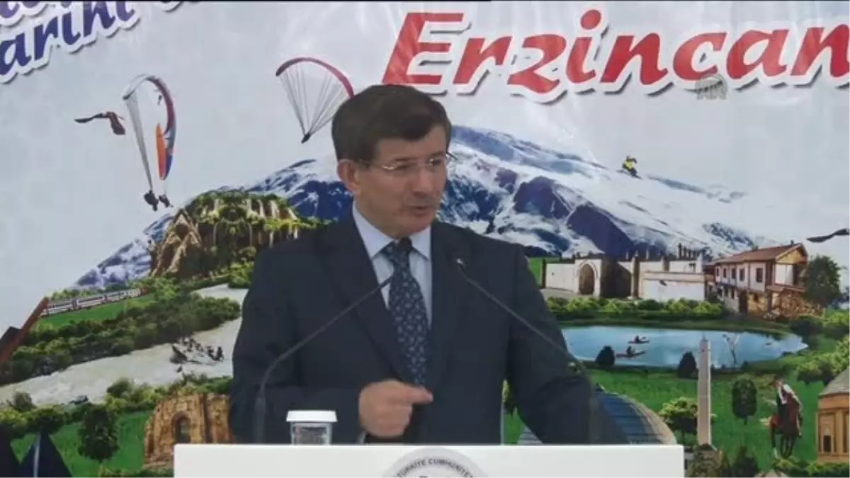 Davutoğlu: "En Büyük Zenginlik, İnsan Zenginliği"