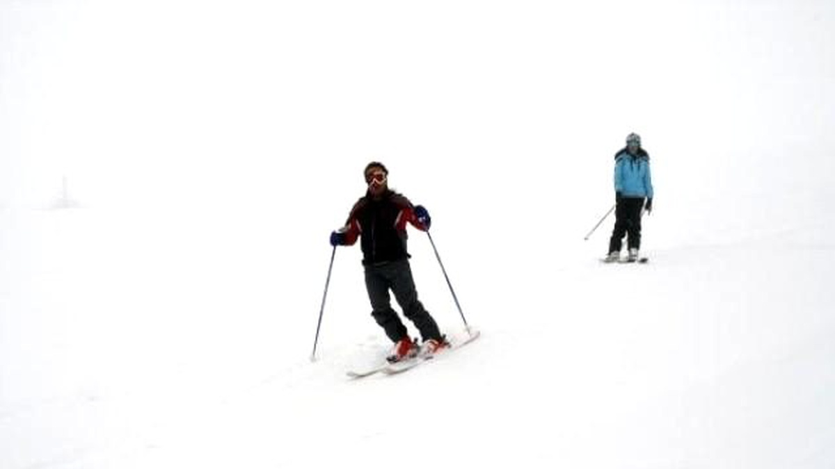 Türkiye\'nin İlk Kayak Sezonu Erciyes\'te Açıldı