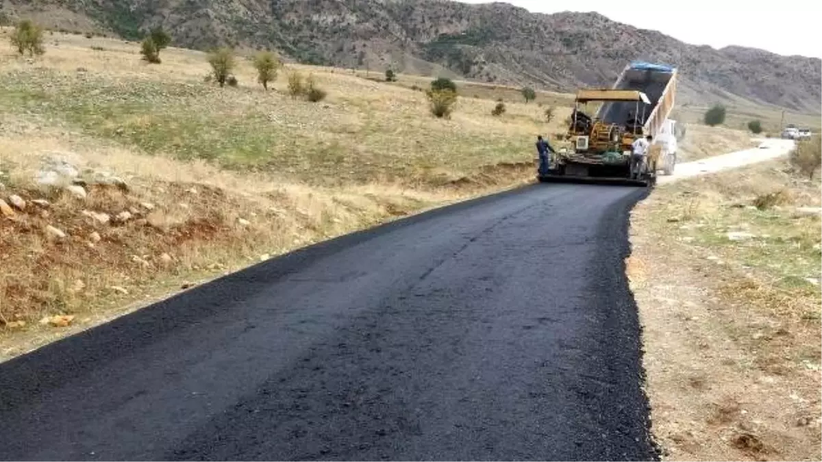 Batman Kırsalında Yol ve Parke Çalışmaları