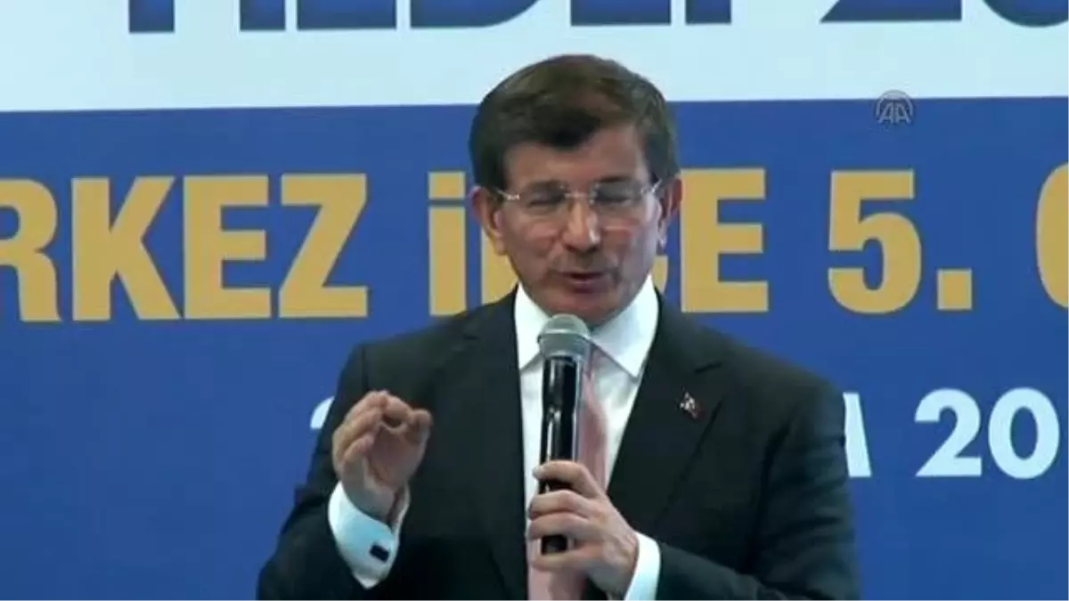 Davutoğlu: "Eski Türkiye\'nin Alışkanlıkları Bitmiştir"