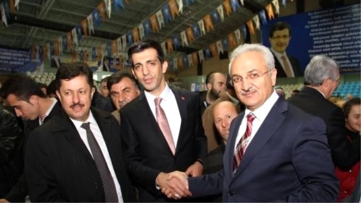 Erzincan AK Parti Merkez İlçe 5. Kongresinde Tuna Güneş Güven Tazeledi
