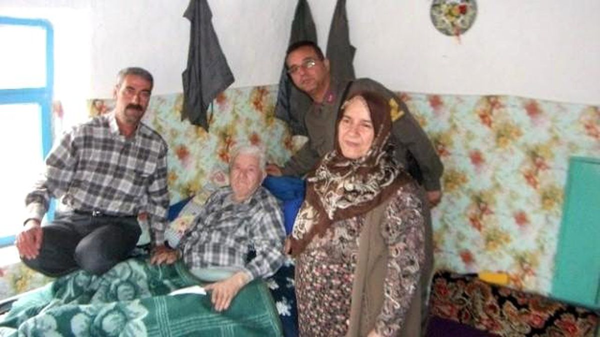 Jandarmadan Yaşlılara Evinde Ziyaret