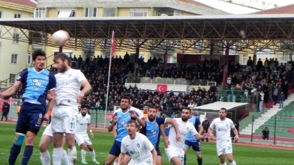 Kırklarelispor-Pazarspor: 0-0