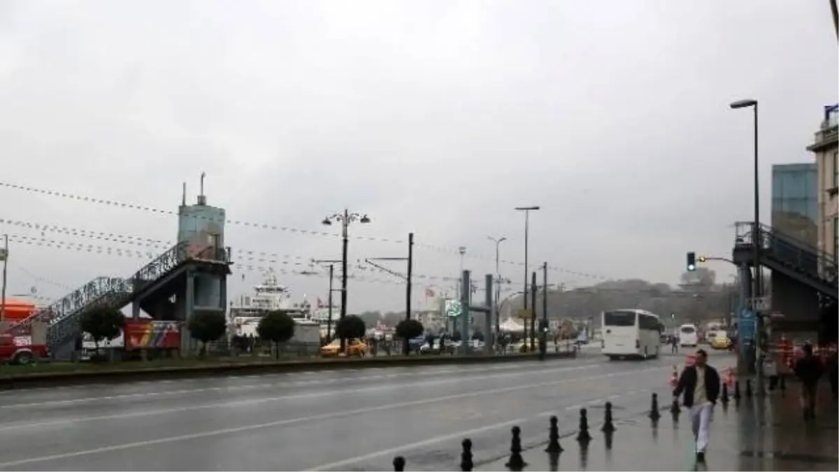 Sirkeci Yaya Üst Geçidi Kaldırıldı