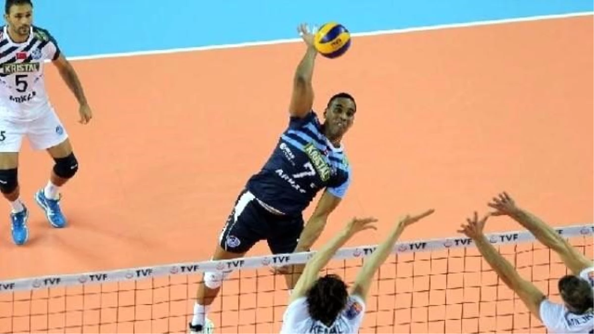 Türkiye Erkekler 1. Voleybol Ligi\'nde 7. Hafta Maçları Oynandı