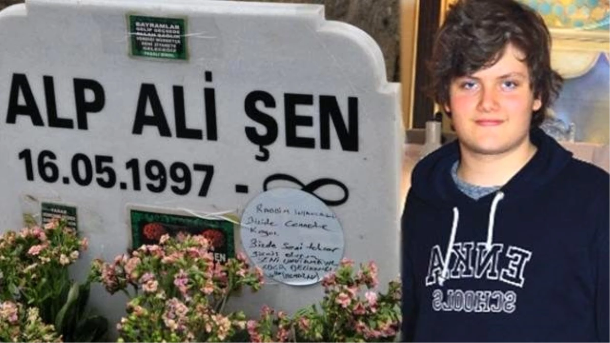 Ali Şen\'in Torunun Mezar Taşı Etiketlerle Doldu