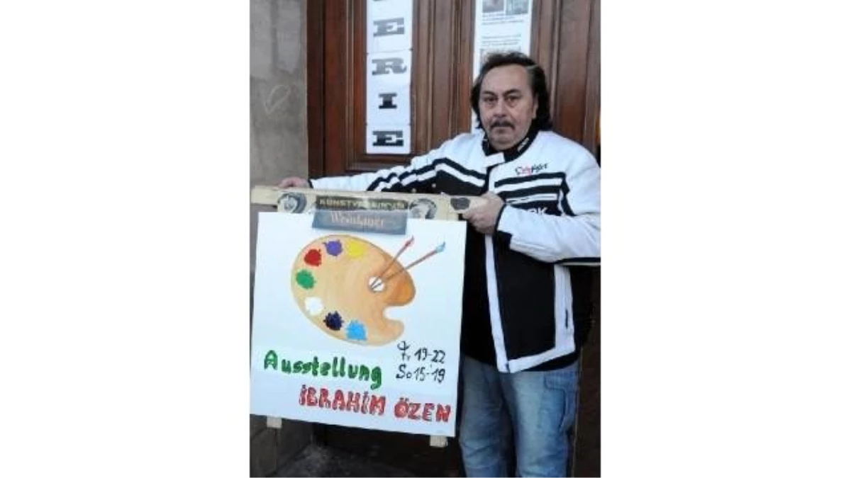 Almanya\'da Türk Ressamın Eserleri Beğeni Topladı