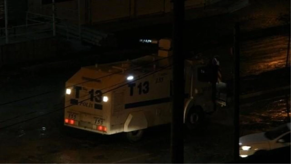 Silvan\'da DBP\'lilerin Meşaleli Yürüyüşüne Polis İzin Vermedi