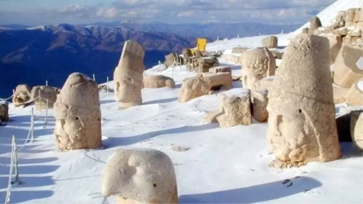 Nemrut Beyaza Büründü