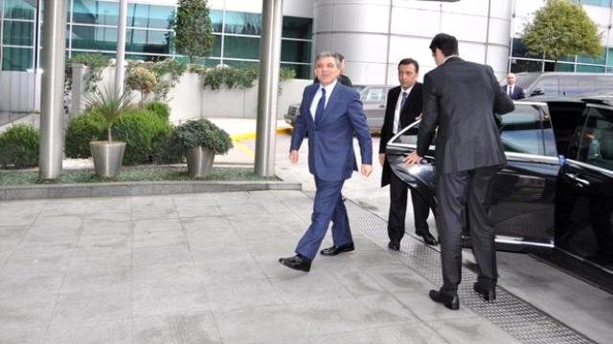 11. Cumhurbaşkanı Gül, Londra\'ya Gitti