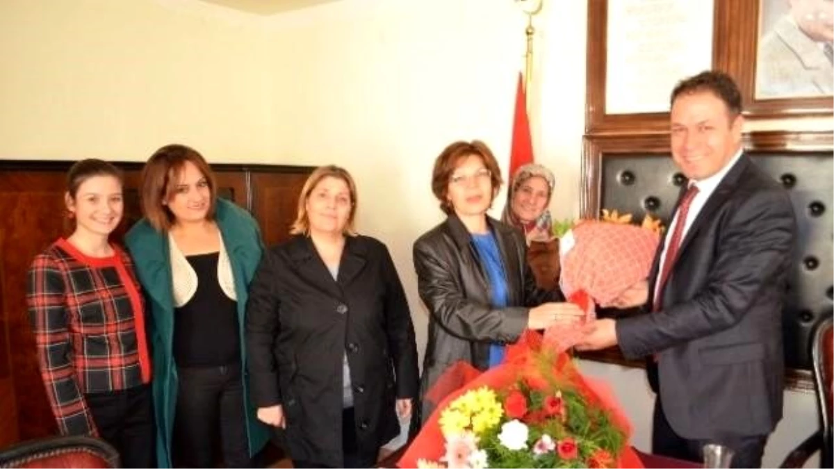 Söke\'de AK Parti\'li Kadınlardan Milli Eğitim Müdürü Aydın\'a Ziyaret